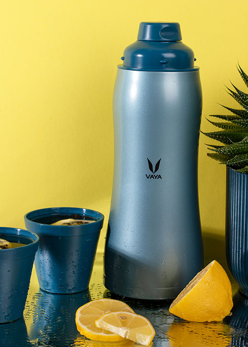 vaya drynk size 11.8 fl.oz