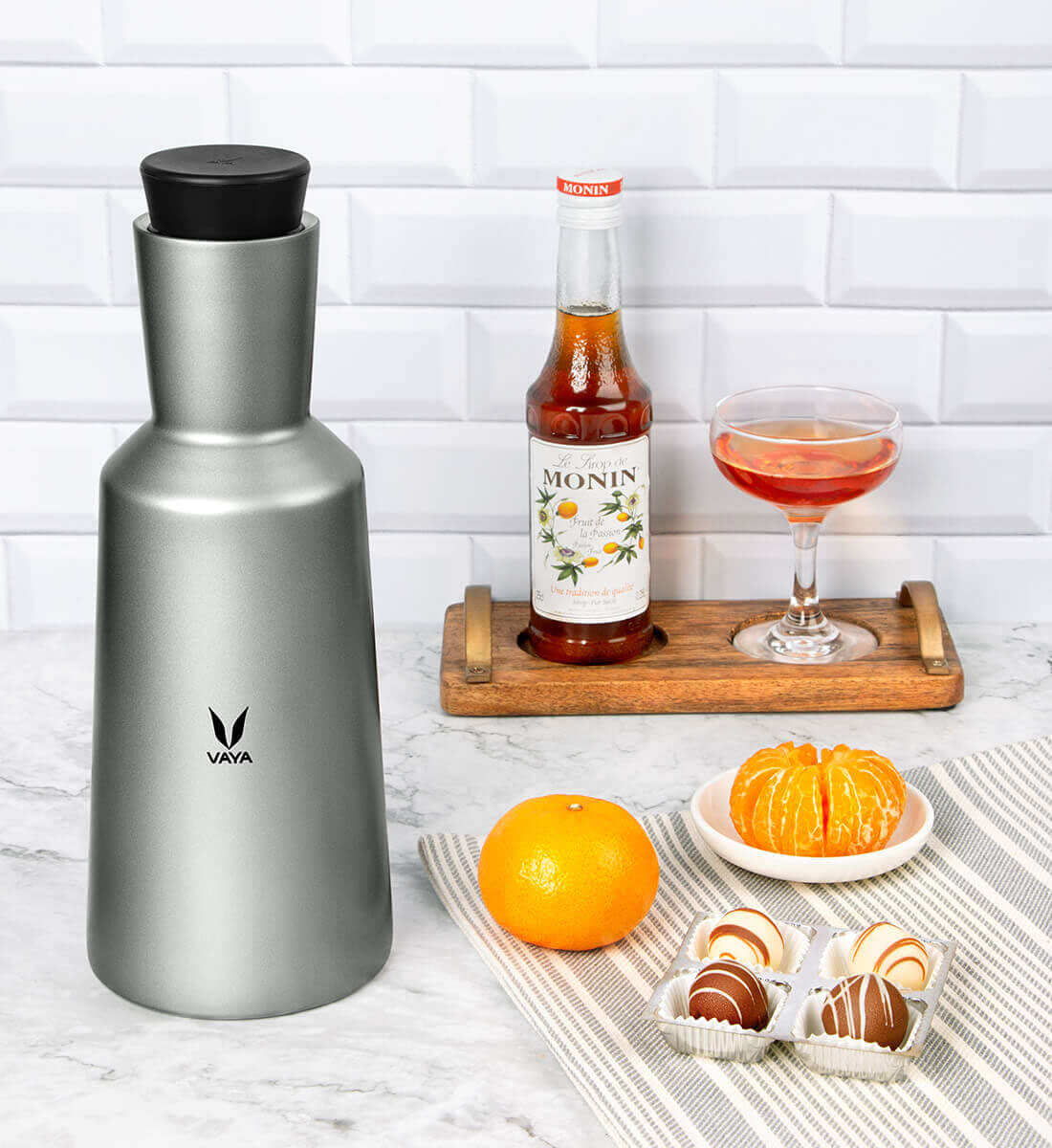 https://vayalife.com/static/external/v2-2018/images/carafe/vaya-carafe.jpg